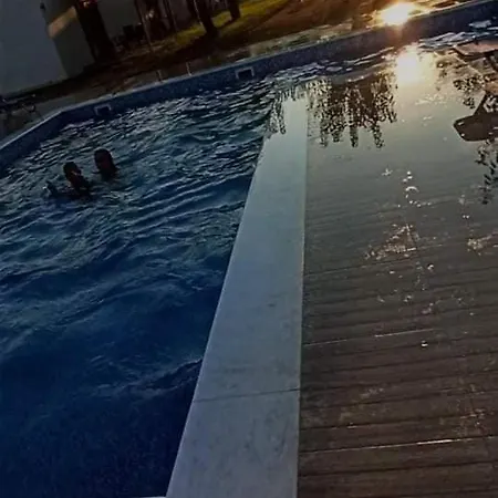 Elli S Onar * Sykia Chalkidikis