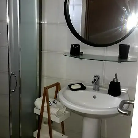 Elli S Onar Apartament